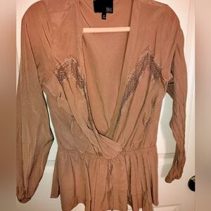 Kaii Women's Size M Mauve/Tan Wrap Blouse